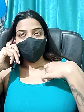 CRAZY  BITE online show from December 3, 1:21 pm