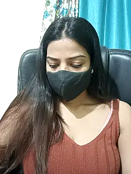 Snapshot of CRAZY__BITE chatting on February 28, 6:51 pm CRAZY BITE online show from February 28, 6:51 pm