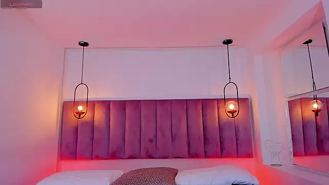 Haily b online show from November 2, 7:30 pm