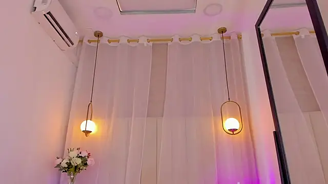 Haily b online show from April 7, 8:10 pm