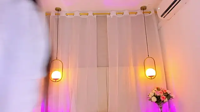 Haily b online show from April 14, 8:36 pm