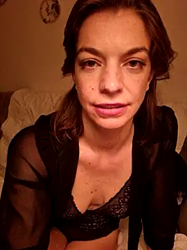Snapshot of Rosemarie_Blu chatting on February 26, 10:36 pm Rosemarie Blu online show from February 26, 10:36 pm