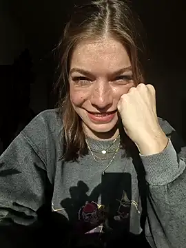 Snapshot of Rosemarie_Blu chatting on November 13, 8:40 am Rosemarie Blu online show from November 13, 8:40 am