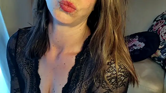 Rosemarie Blu online show from May 25, 3:39 am
