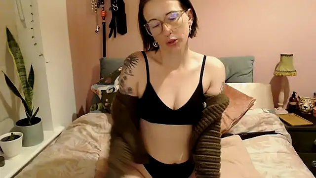 BlaireBarbi online show from November 3, 6:55 pm