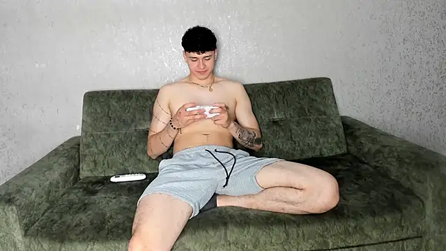 persy sexxx18 online show from February 18, 7:10 pm