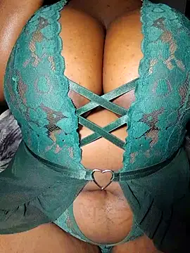 wamie12 online show from October 29, 10:09 pm