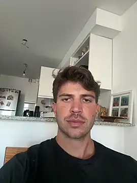 shuki0101 online show from March 18, 8:10 pm