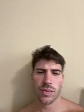 Snapshot of shuki0101 chatting on March 17, 7:58 pm shuki0101 online show from March 17, 7:58 pm