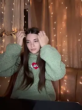 MrrKate online show from December 15, 2:06 am