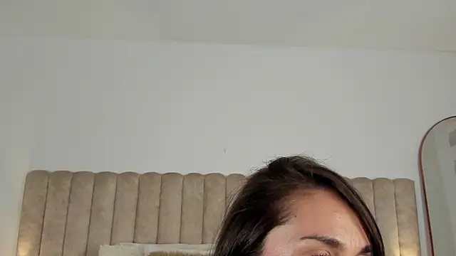 Snapshot of Sophie_Restrepo chatting on February 28, 4:12 am Sophie Restrepo online show from February 28, 4:12 am