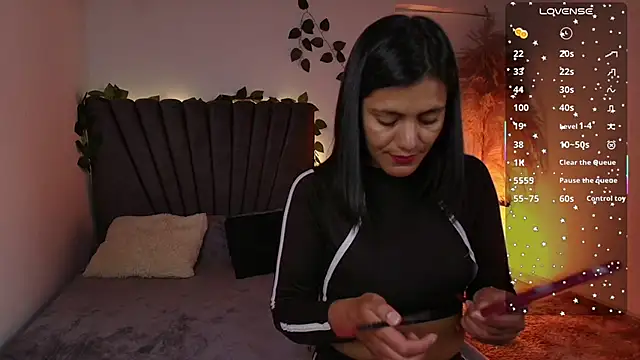 miaoconell online show from February 17, 9:45 pm