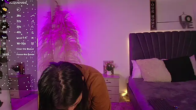 miaoconell online show from April 2, 8:26 pm