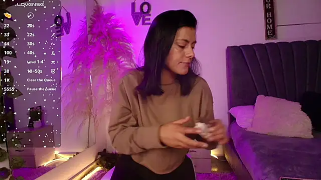 miaoconell online show from April 13, 11:47 am