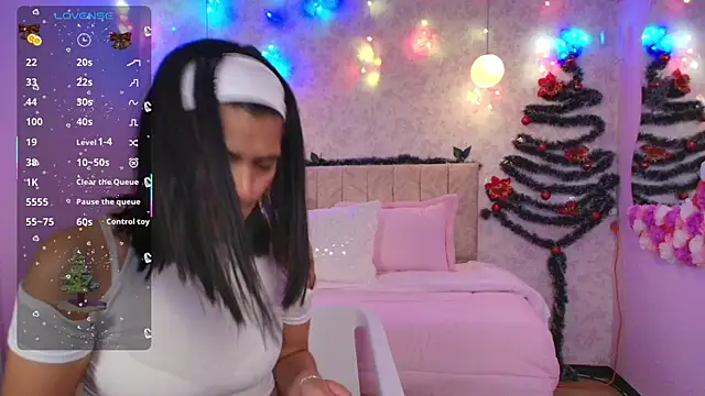 miaoconell online show from December 17, 9:09 pm