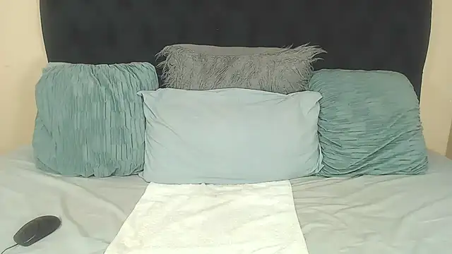 BootyClitQueen online show from September 23, 1:18 pm