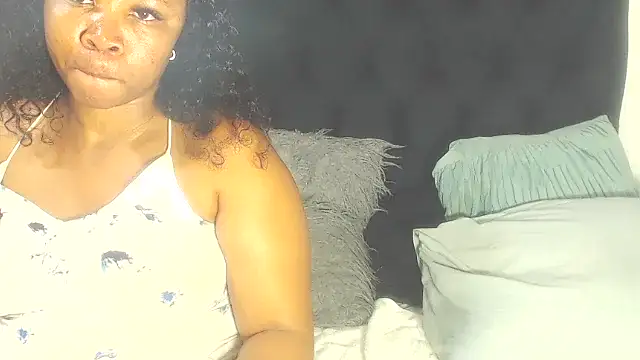 BootyClitQueen online show from March 20, 9:05 pm