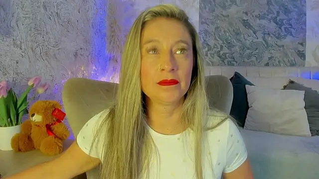 Snapshot of Liannaa_ chatting on September 27, 7:09 pm Liannaa online show from September 27, 7:09 pm