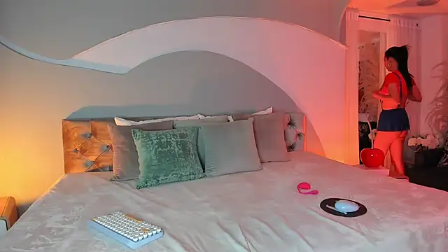 Snapshot of Elizabeth_clark_ chatting on October 16, 8:06 pm Elizabeth clark online show from October 16, 8:06 pm