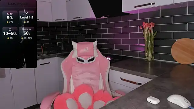 ShaiyaMinn3 online show from March 12, 7:29 pm