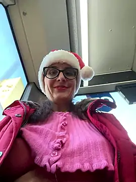 NataKitten online show from December 23, 6:34 am