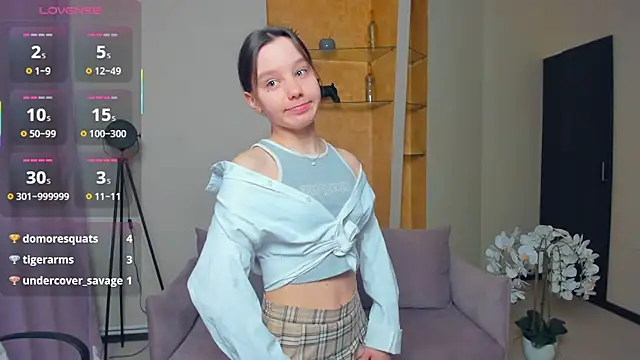 Snapshot of EdinaCordner chatting on September 26, 10:44 am EdinaCordner online show from September 26, 10:44 am