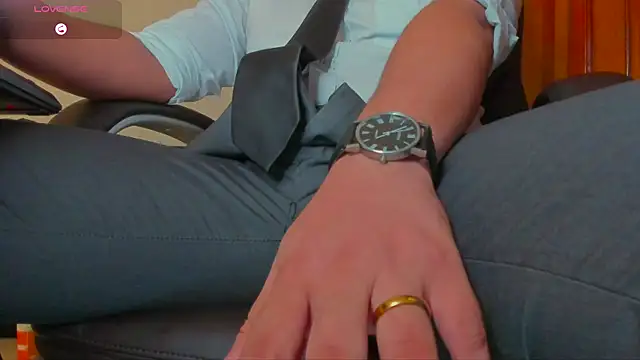 Snapshot of MxsterJohn chatting on March 7, 9:59 pm MxsterJohn online show from March 7, 9:59 pm