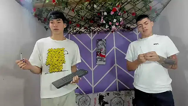 Snapshot of Maxxi_hot23 chatting on October 9, 2:06 pm Maxxi hot23 online show from October 9, 2:06 pm