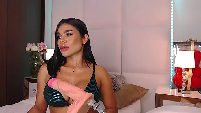 Amylewisq online show from March 18, 3:45 am