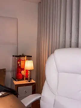 Amylewisq online show from March 5, 3:18 am