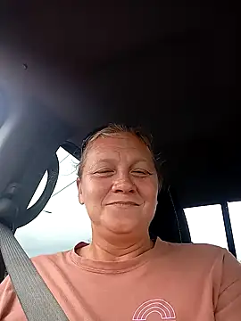 wetnwildforyou online show from November 6, 5:50 pm