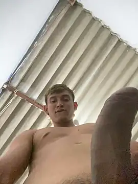 Babyalienqm online show from January 16, 3:43 am