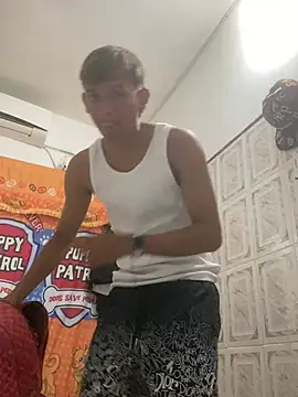 Babyalienqm online show from April 5, 4:19 am