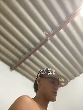 Babyalienqm online show from March 25, 5:18 am