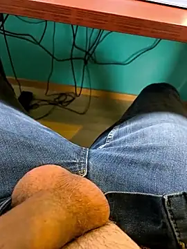 bavaricus123 online show from April 14, 6:29 am