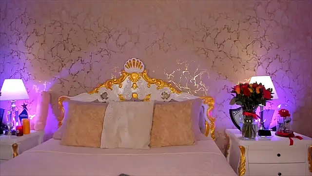 Snapshot of ScarlettWallace chatting on November 7, 8:02 pm ScarlettWallace online show from November 7, 8:02 pm