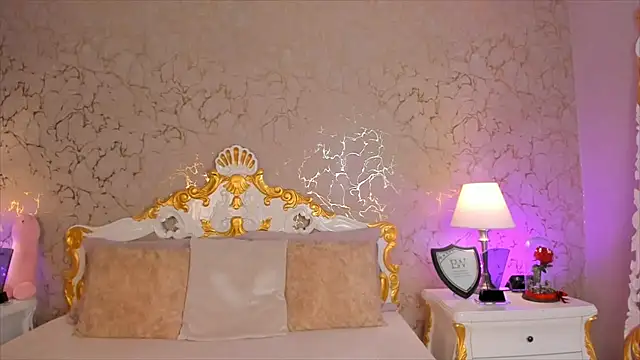 Snapshot of ScarlettWallace chatting on October 27, 3:57 pm ScarlettWallace online show from October 27, 3:57 pm