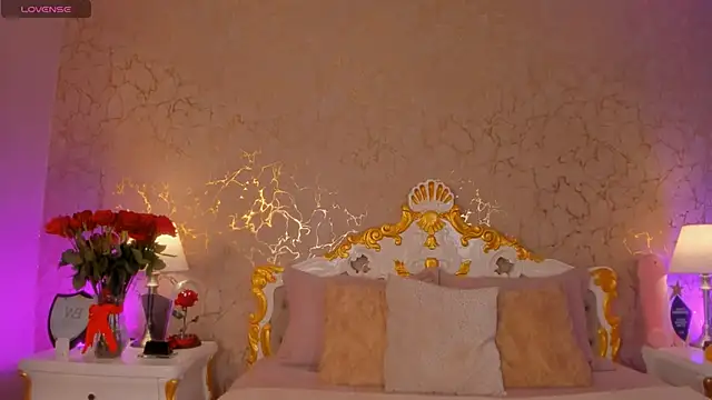 ScarlettWallace online show from February 16, 9:13 pm