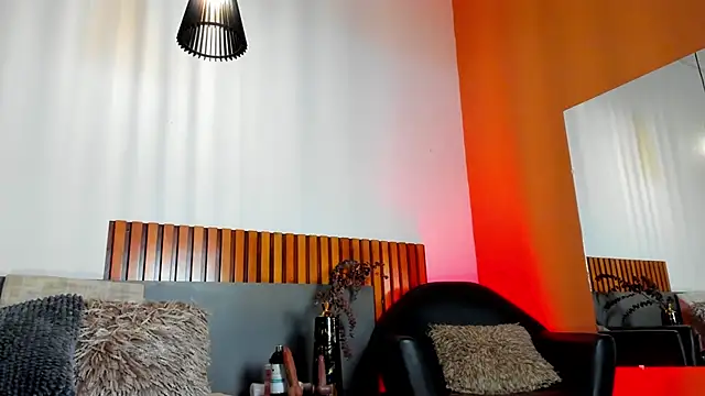 SeleneLujan online show from March 14, 12:11 pm