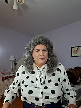 Victoriatv1 online show from November 28, 12:11 am