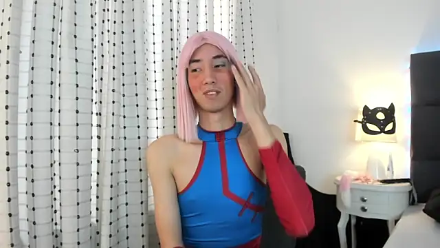 loverisu-coral online show from November 14, 8:45 pm