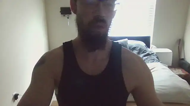 Snapshot of Johnnypro1OF chatting on September 10, 5:12 pm Johnnypro1OF online show from September 10, 5:12 pm