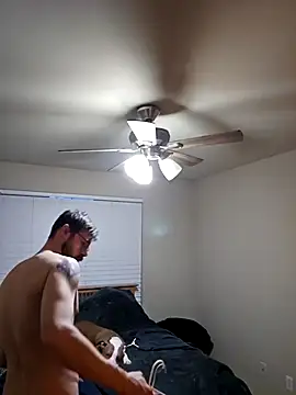 Snapshot of Johnnypro1OF chatting on February 27, 2:03 am Johnnypro1OF online show from February 27, 2:03 am