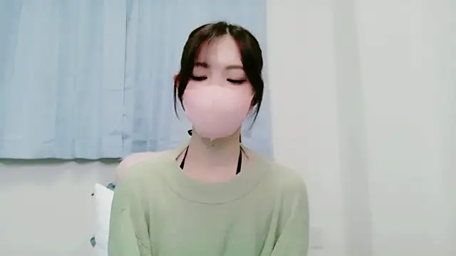 Snapshot of NANA_7 chatting on December 17, 1:32 am NANA 7 online show from December 17, 1:32 am