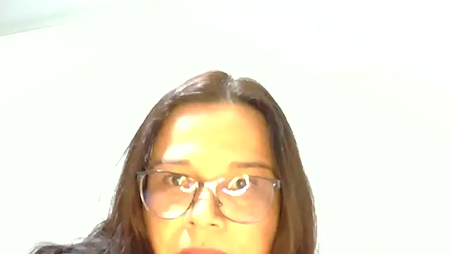 Snapshot of Novata chatting on November 26, 1:27 am Novata online show from November 26, 1:27 am