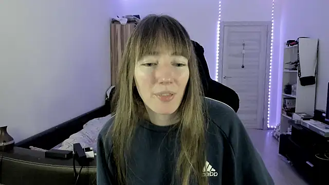 bekkawell online show from December 21, 6:09 pm