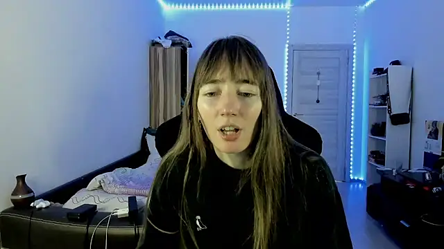 bekkawell online show from November 3, 3:04 pm