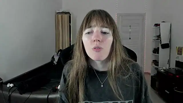 bekkawell online show from October 5, 3:47 pm