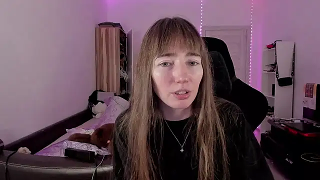 bekkawell online show from September 17, 4:42 pm