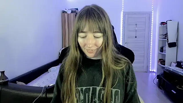 bekkawell online show from December 15, 3:51 pm